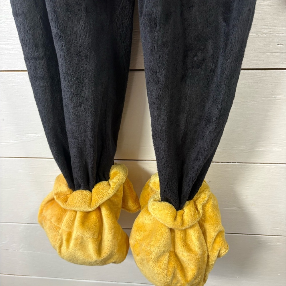 Disney Store Mickey Mouse Kids Costume 5/6 – Full Outfit Gloves & Shoe Covers - Picture 3 of 13